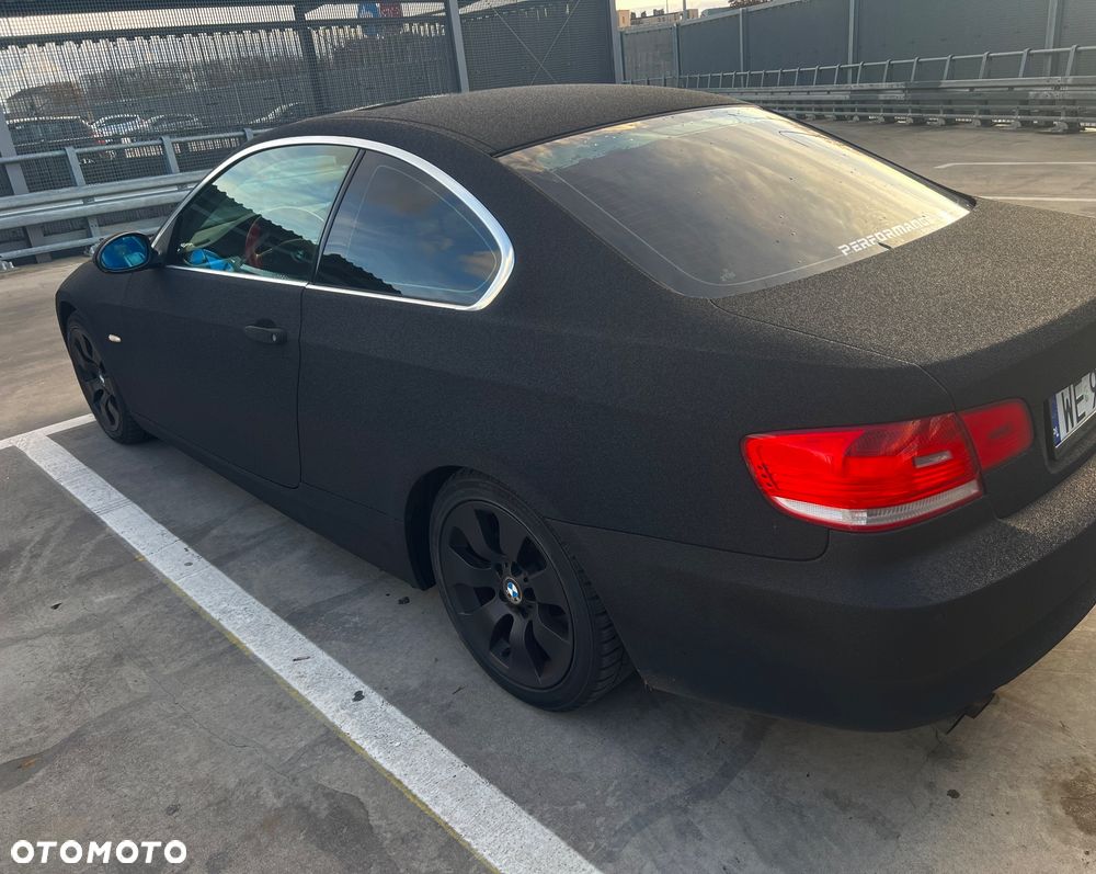 BMW Seria 3 325i - 5