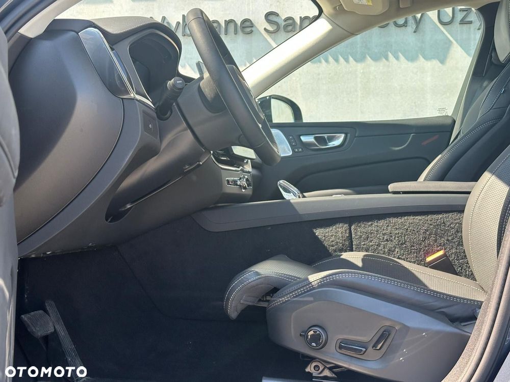 Volvo XC 60 - 24