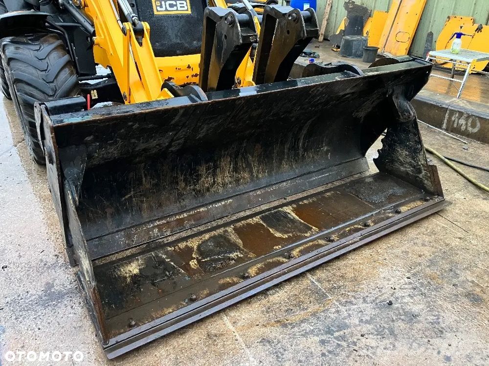 JCB 3CX CONTRACTOR - 6
