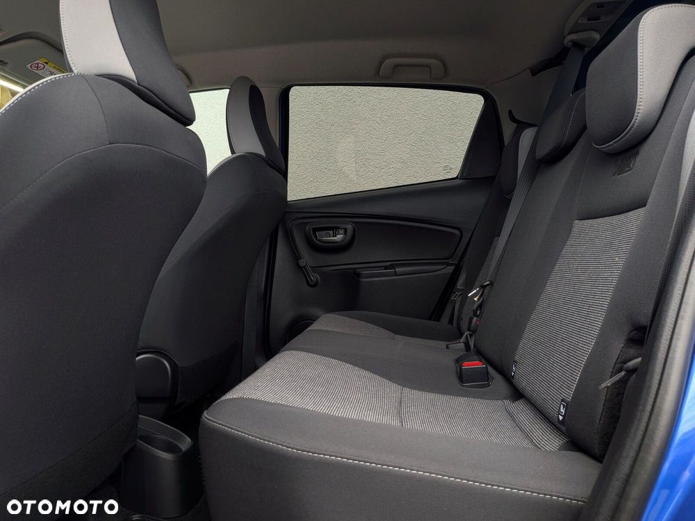 Toyota Yaris 1.5 20th Anniversary - 12
