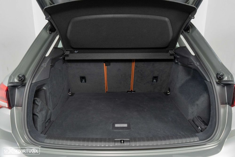 Audi Q3 45 TFSIe S tronic - 14