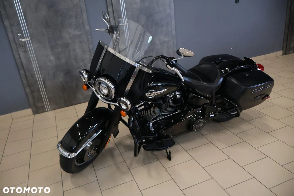 Harley-Davidson Softail Heritage Classic - 18