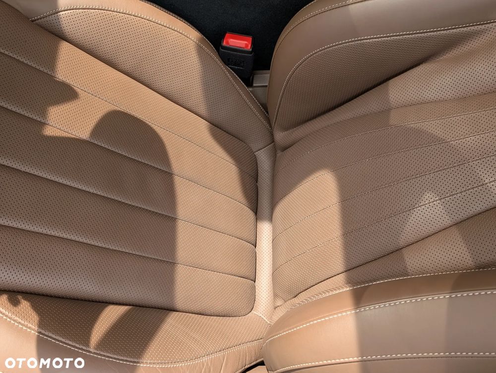 Mercedes-Benz Klasa E 400 d 4-Matic Exclusive - 16