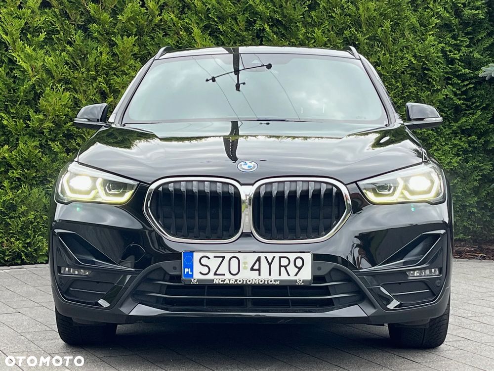 BMW X1 xDrive25e Sport Line - 4