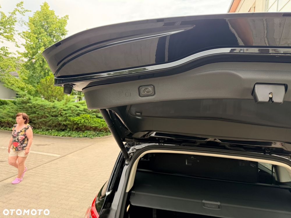 Ford S-Max - 12