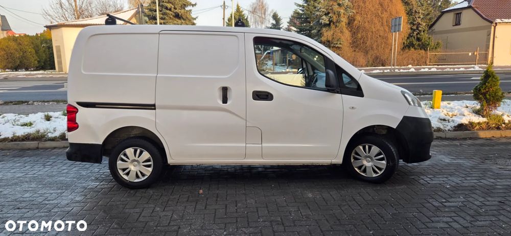 Nissan NV200 - 16