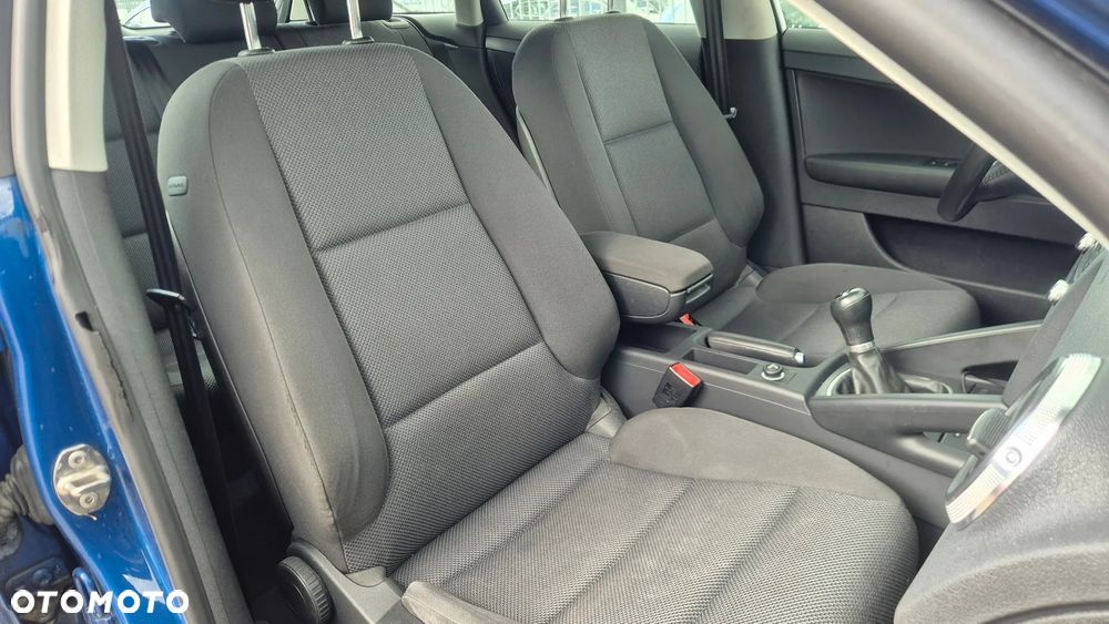 Audi A3 Sportback 1.6 TDI DPF Attraction - 15