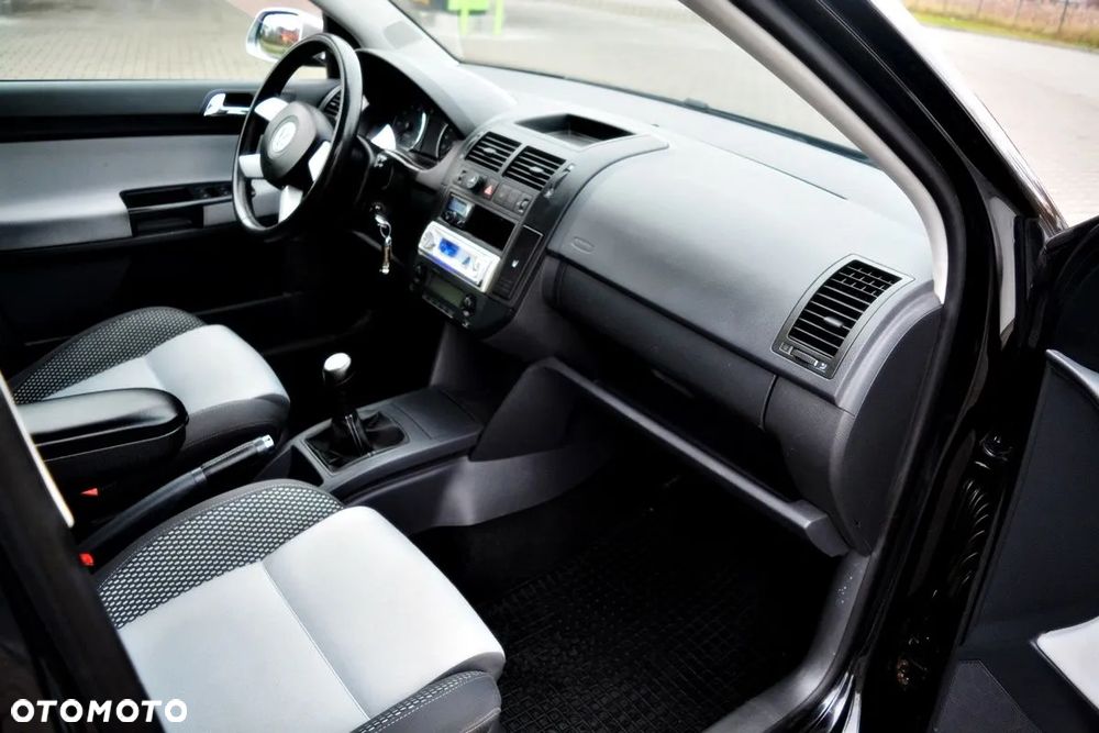 Volkswagen Polo Cross - 17