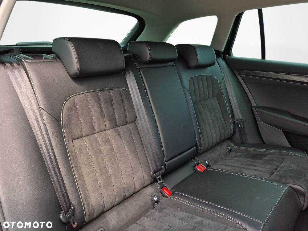 Skoda Superb 2.0 TDI SCR Style DSG - 18