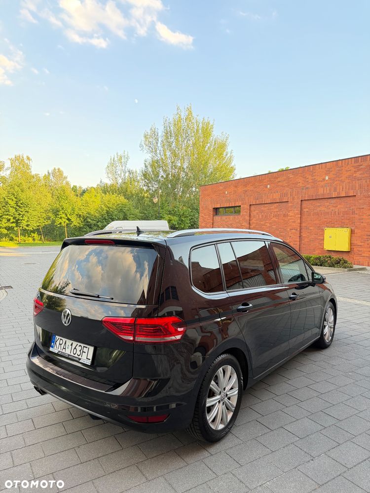 Volkswagen Touran 1.4 TSI BMT Comfortline DSG - 17