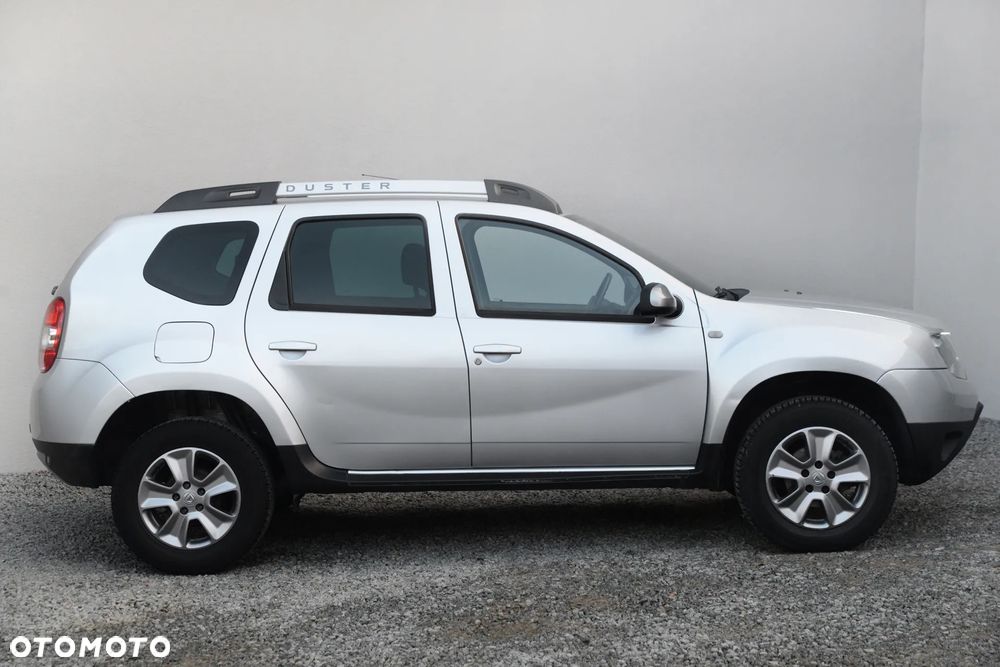 Dacia Duster 1.6 SCe Outdoor S&S - 28