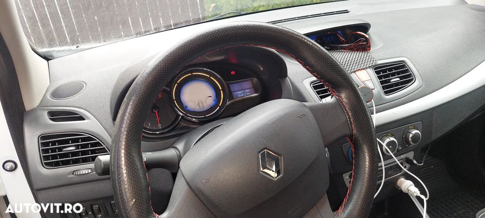 Renault Megane 1.5 dCi Pro - 8