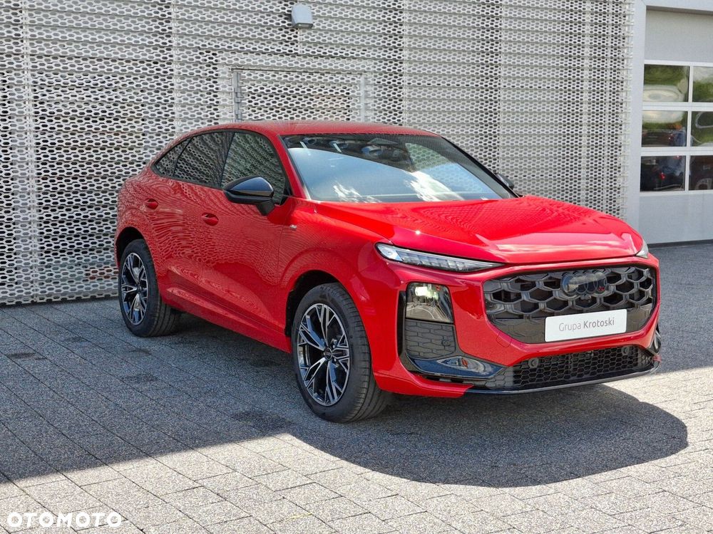 Audi Q3 Sportback - 4