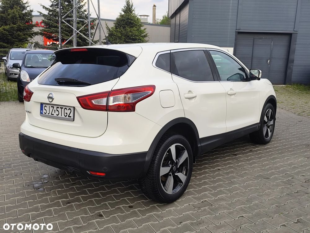 Nissan Qashqai 1.6 DIG-T N-Tec - 6