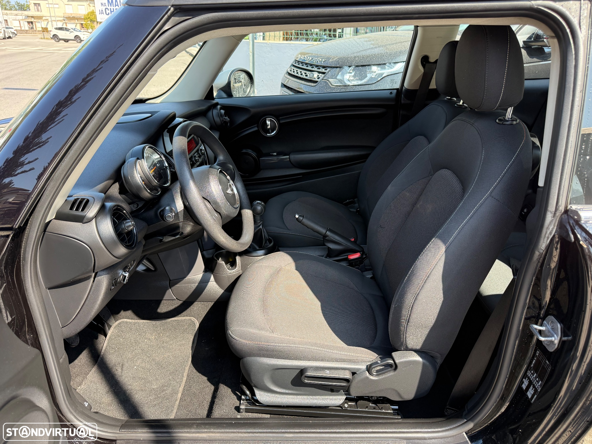 MINI 3 Portas One - 13