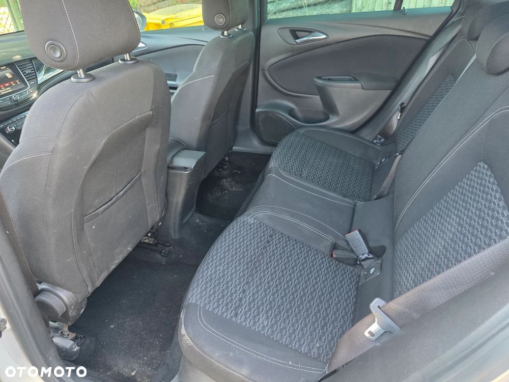 Opel Astra 1.4 Turbo Business - 9