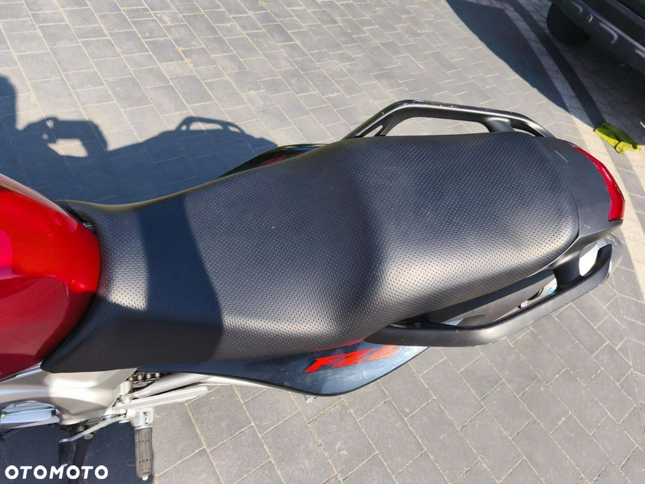Yamaha FZ - 13