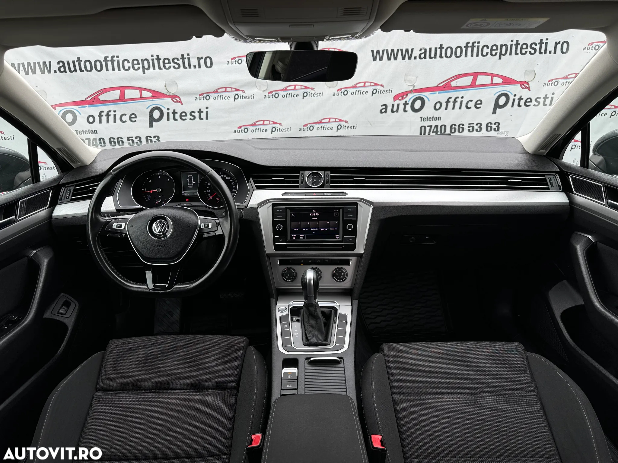 Volkswagen Passat 2.0 TDI DSG Comfortline - 9
