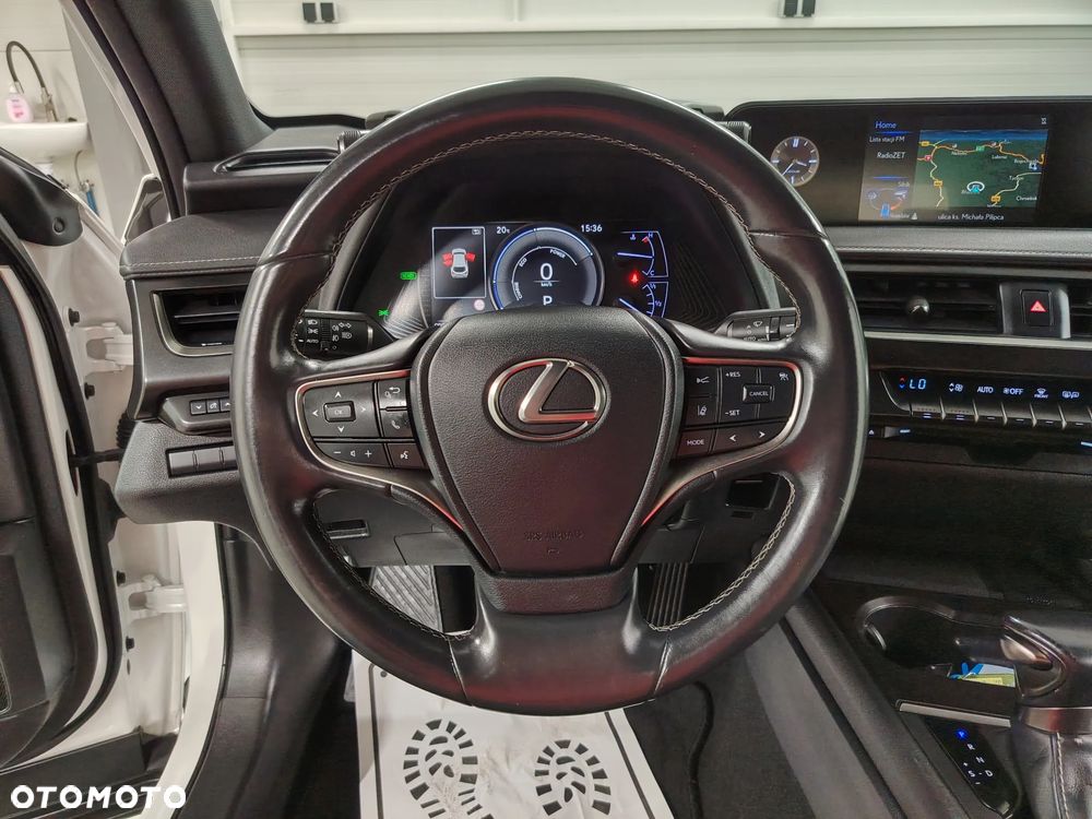 Lexus UX 250h Elegance 2WD - 31