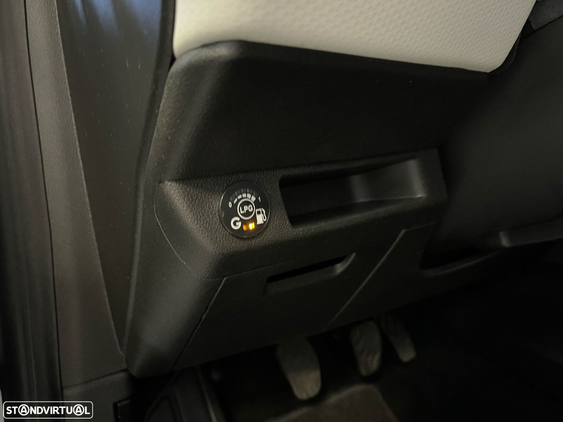 Renault Clio 1.0 TCe Limited Bi-Fuel - 12