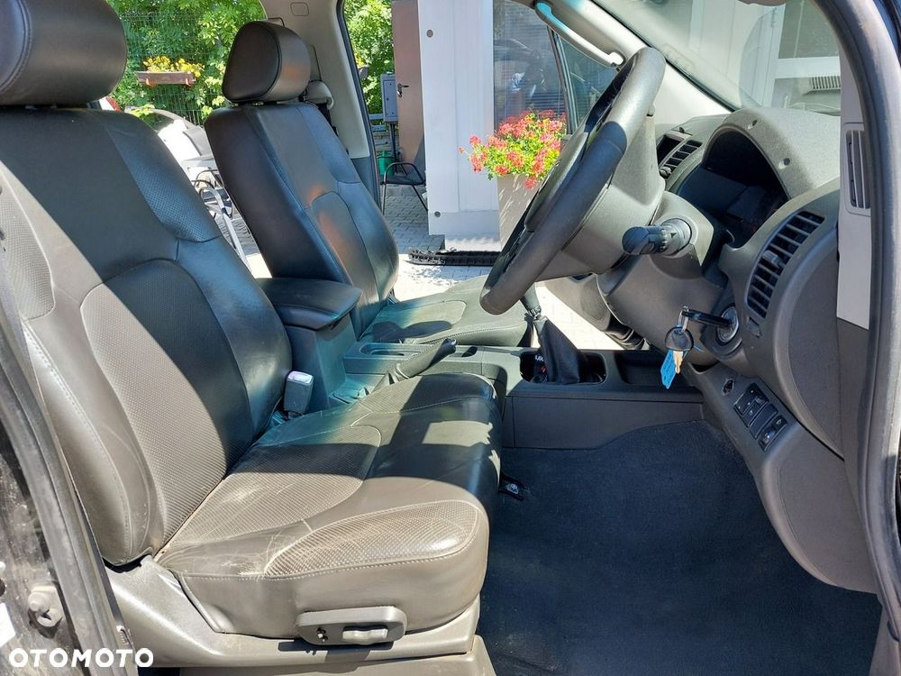 Nissan Navara - 10