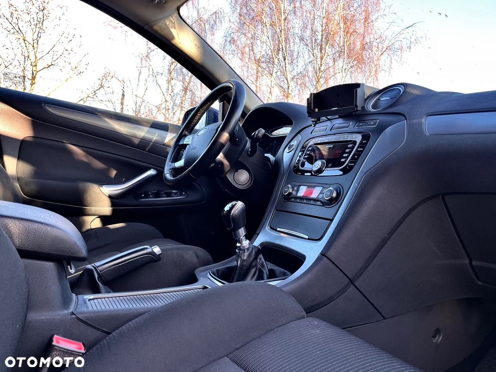 Ford Mondeo 2.0 TDCi Titanium - 10