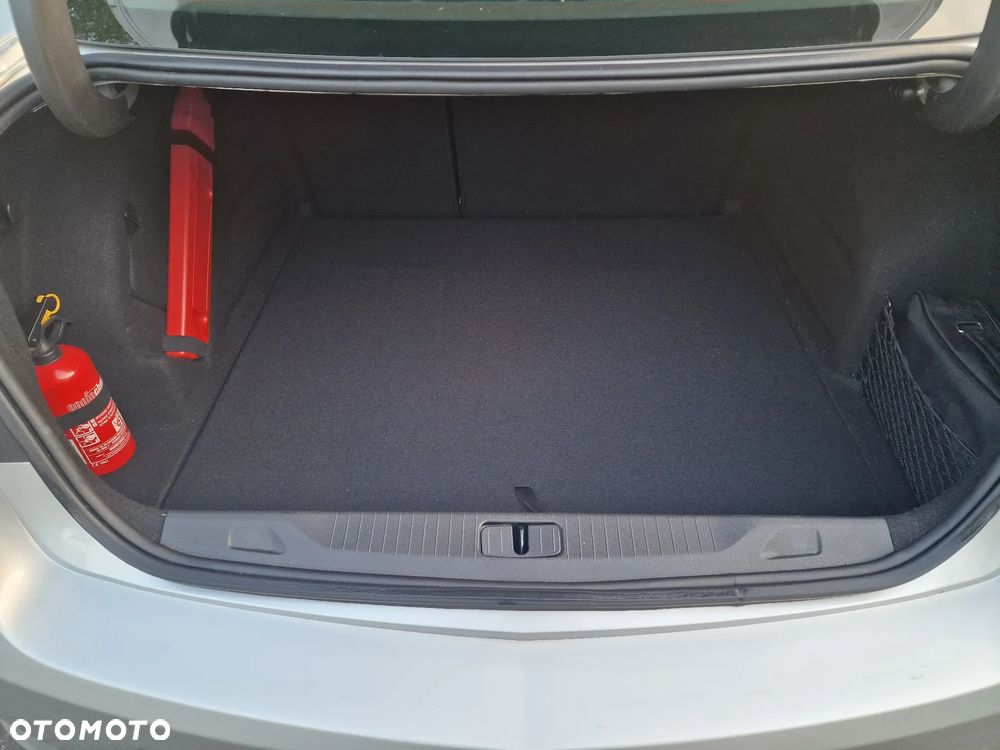 Opel Astra IV 1.4 T Active EU6 - 18