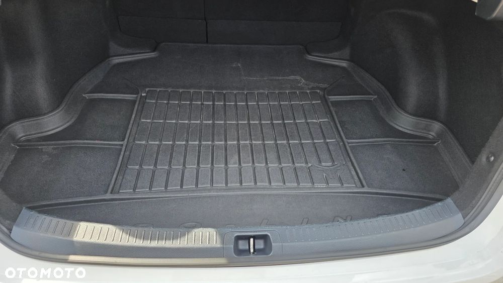 Toyota Corolla 1.8 Hybrid GPF Comfort - 21