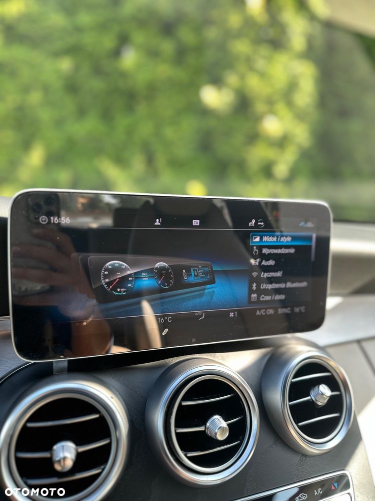 Mercedes-Benz Klasa C 300 4MATIC 9G-TRONIC - 28