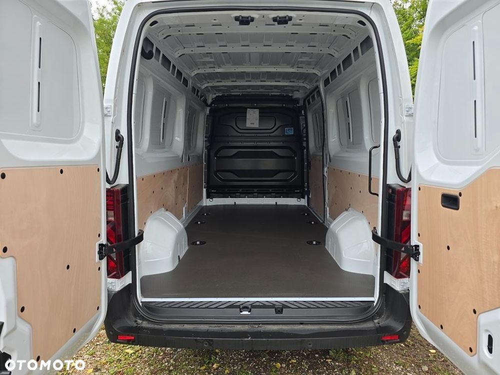 Renault Master dCi L3H2 Extra - 9