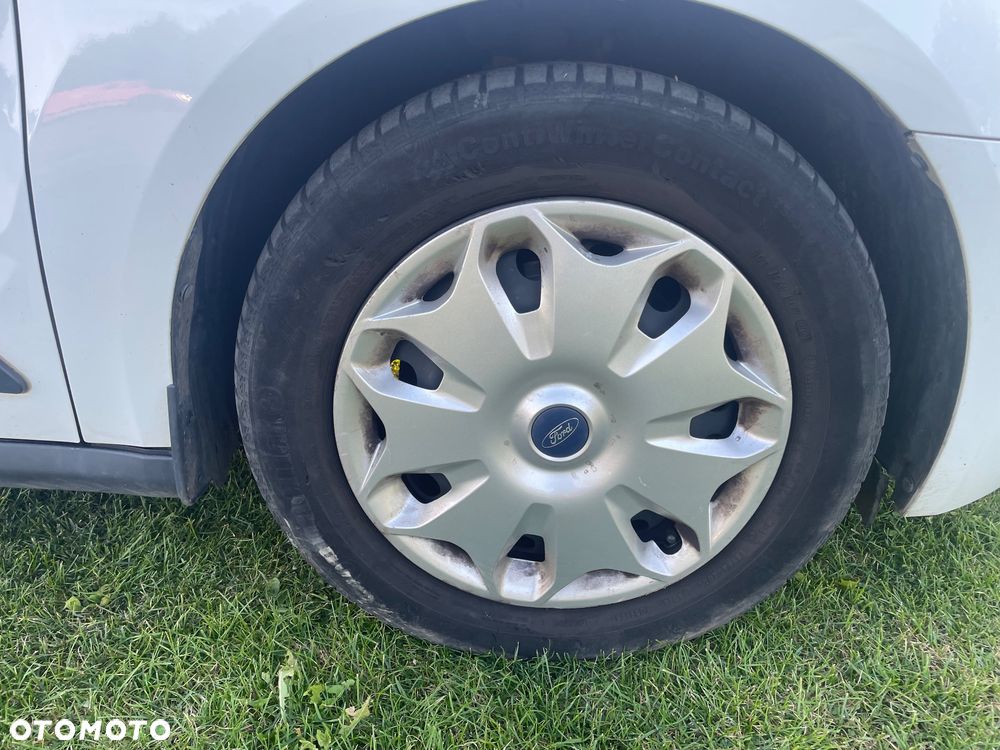 Ford Tourneo Connect - 20