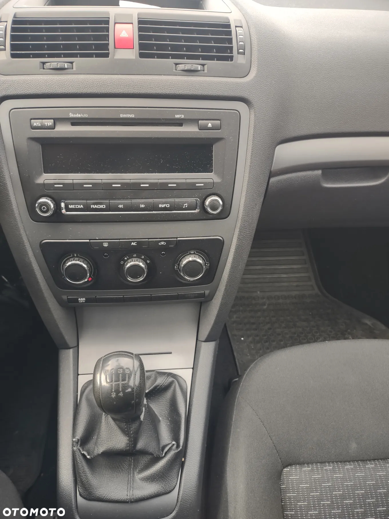 Skoda Octavia 1.6 - 20