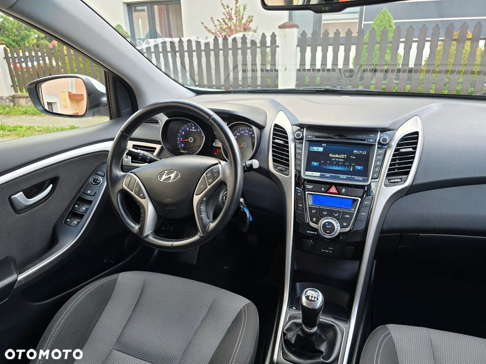 Hyundai i30 blue 1.6 GDI YES Gold - 27