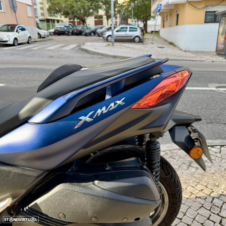 Yamaha X-Max 300 - 2