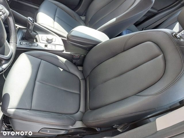 BMW X1 sDrive18i Advantage - 25