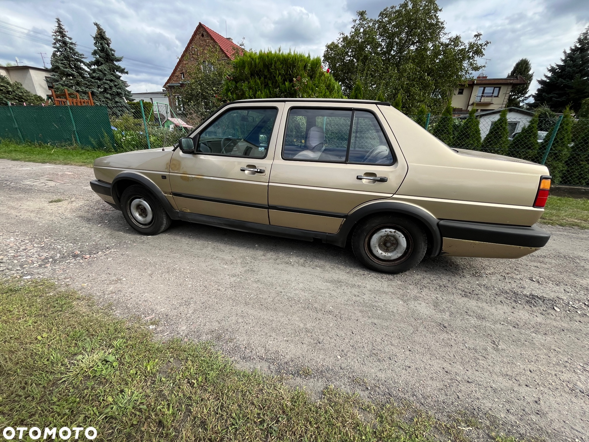 Volkswagen Jetta ver-1-6-gl - 13