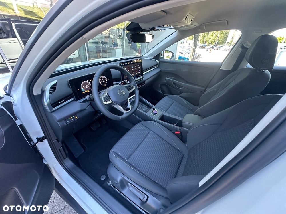 Volkswagen T-Roc 1.5 eTSI Life DSG - 11