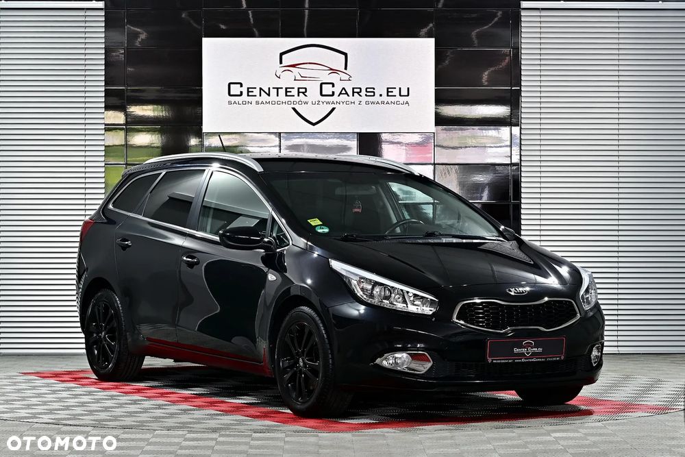 Kia Ceed 1.6 GDI Fifa World Cup Edition - 4