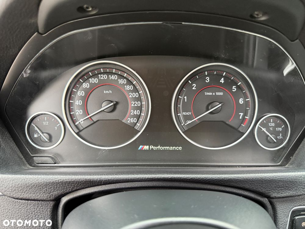 BMW Seria 3 330i Edition M Sport Shadow - 9