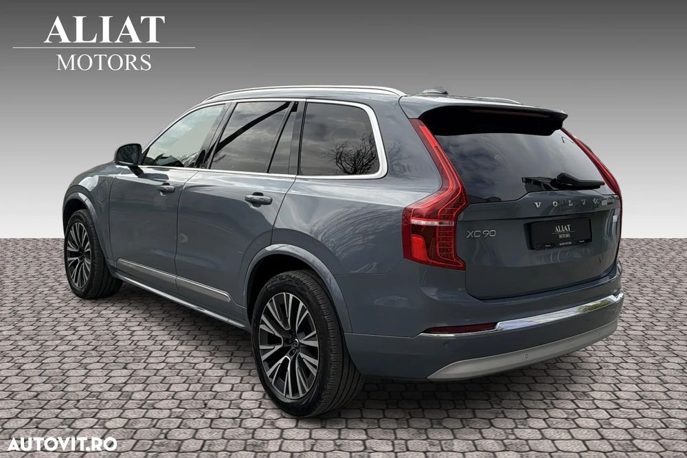 Volvo XC 90 Recharge T8 eAWD R-Design - 6