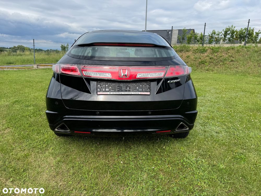 Honda Civic 1.8i-VTEC Sport - 11