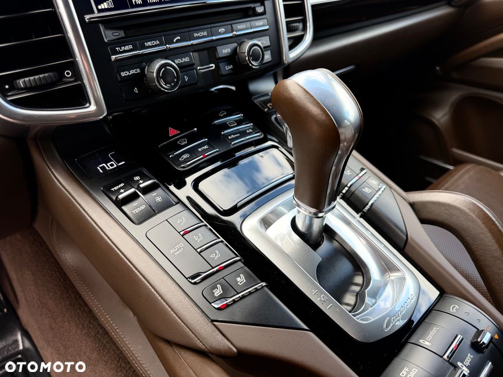 Porsche Cayenne Diesel Platinum Edition - 33