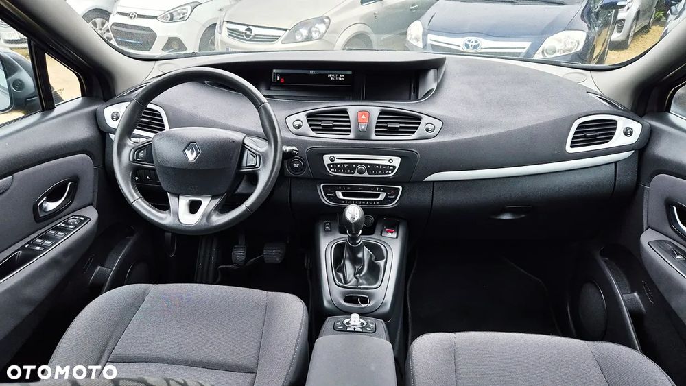 Renault Scenic 1.6 16V 110 TomTom Edition - 32