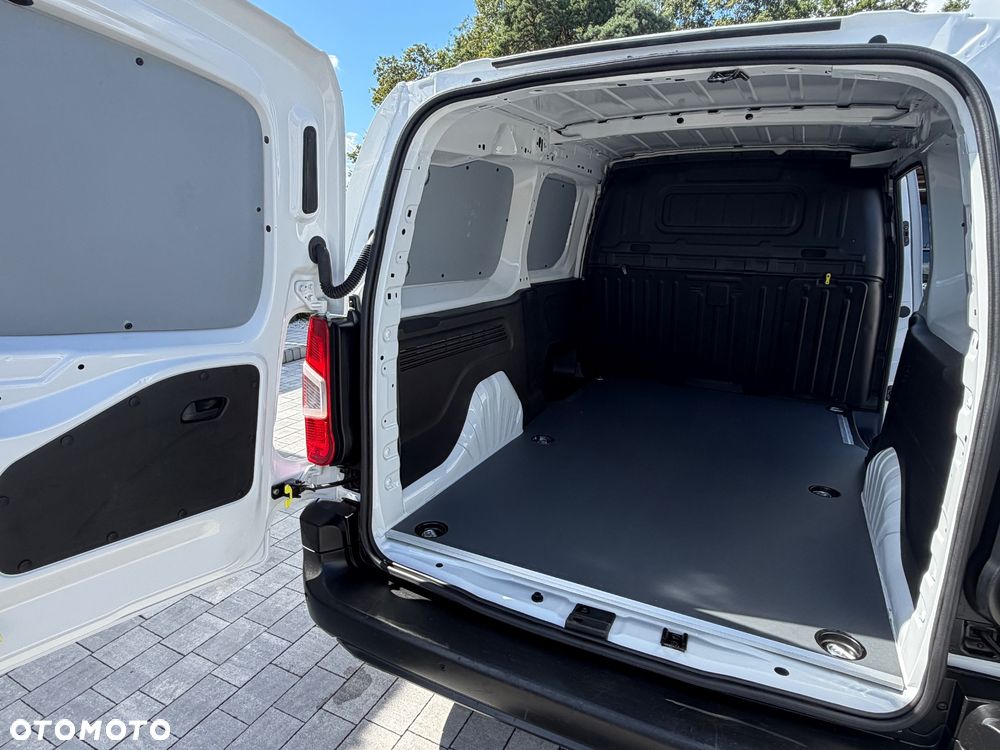Toyota Proace city - 14