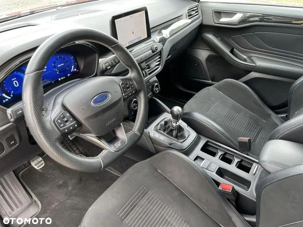 Ford Focus 2.3 EcoBoost ST X - 17