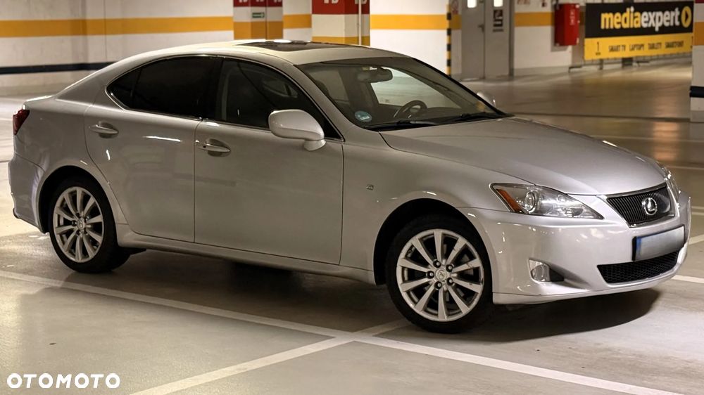 Lexus IS 250 Sport - 8