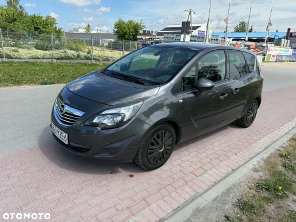 Opel Meriva 1.4 T Cosmo - 14