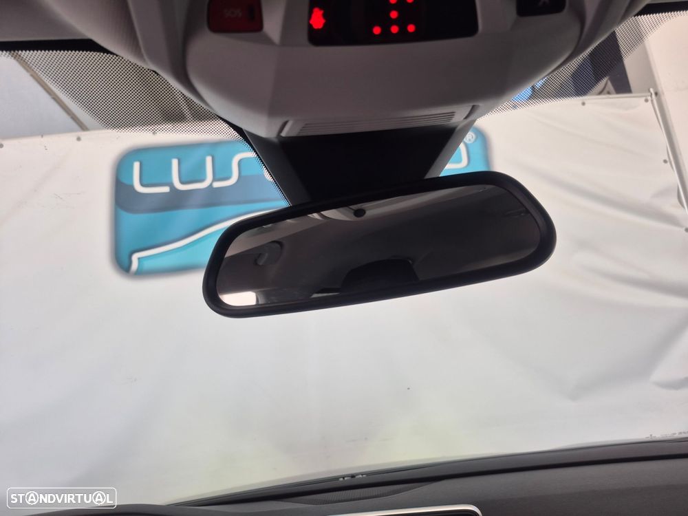 Peugeot 5008 1.2 PureTech Allure EAT6 - 19