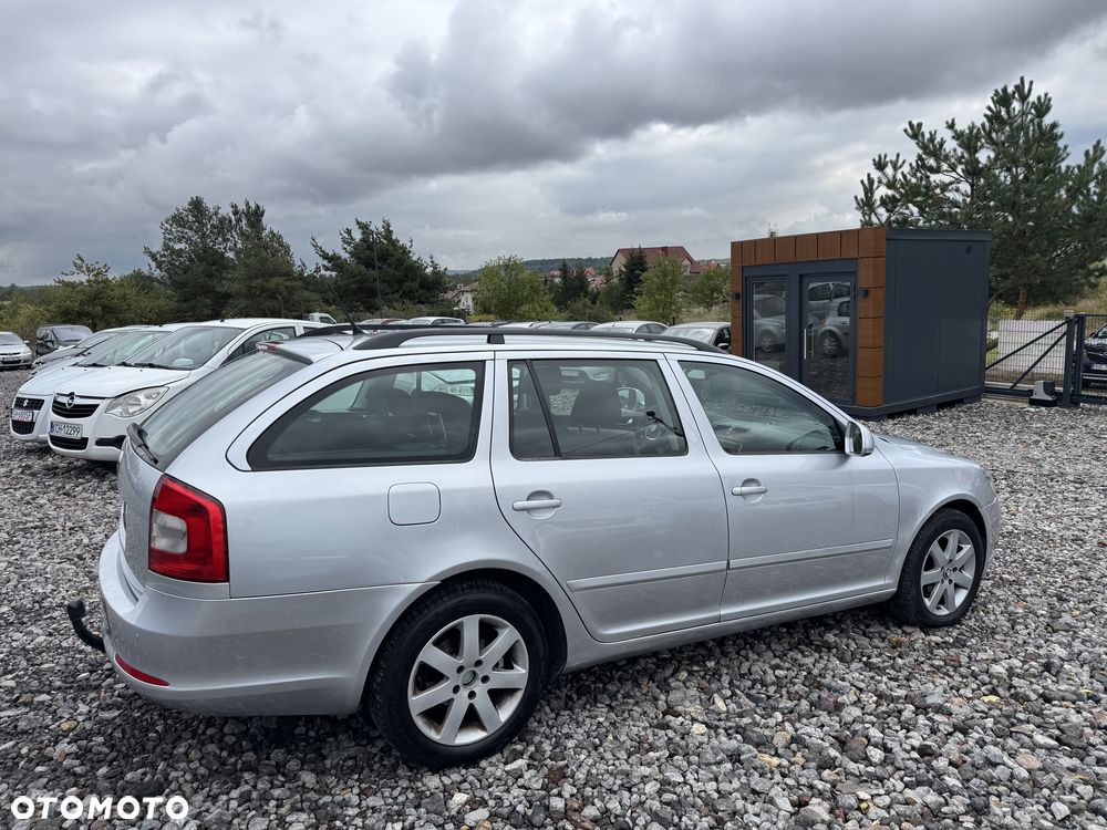 Skoda Octavia 1.9 TDI Elegance DSG - 4