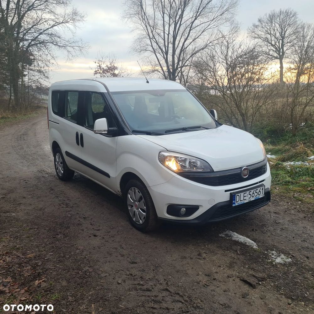 Fiat Doblo 1.6 16V Multijet Lounge - 3